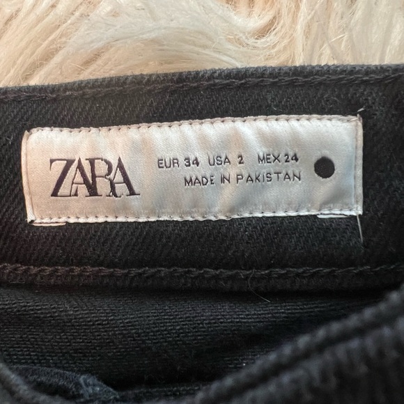 ZARA High Waisted Jeans - Picture 13 of 16